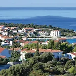 בית נופש Awesome In Kanica