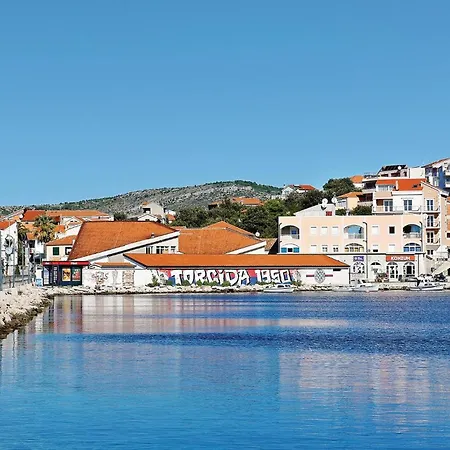 Holiday home Lovely In Kanica With House Sea View Sevid